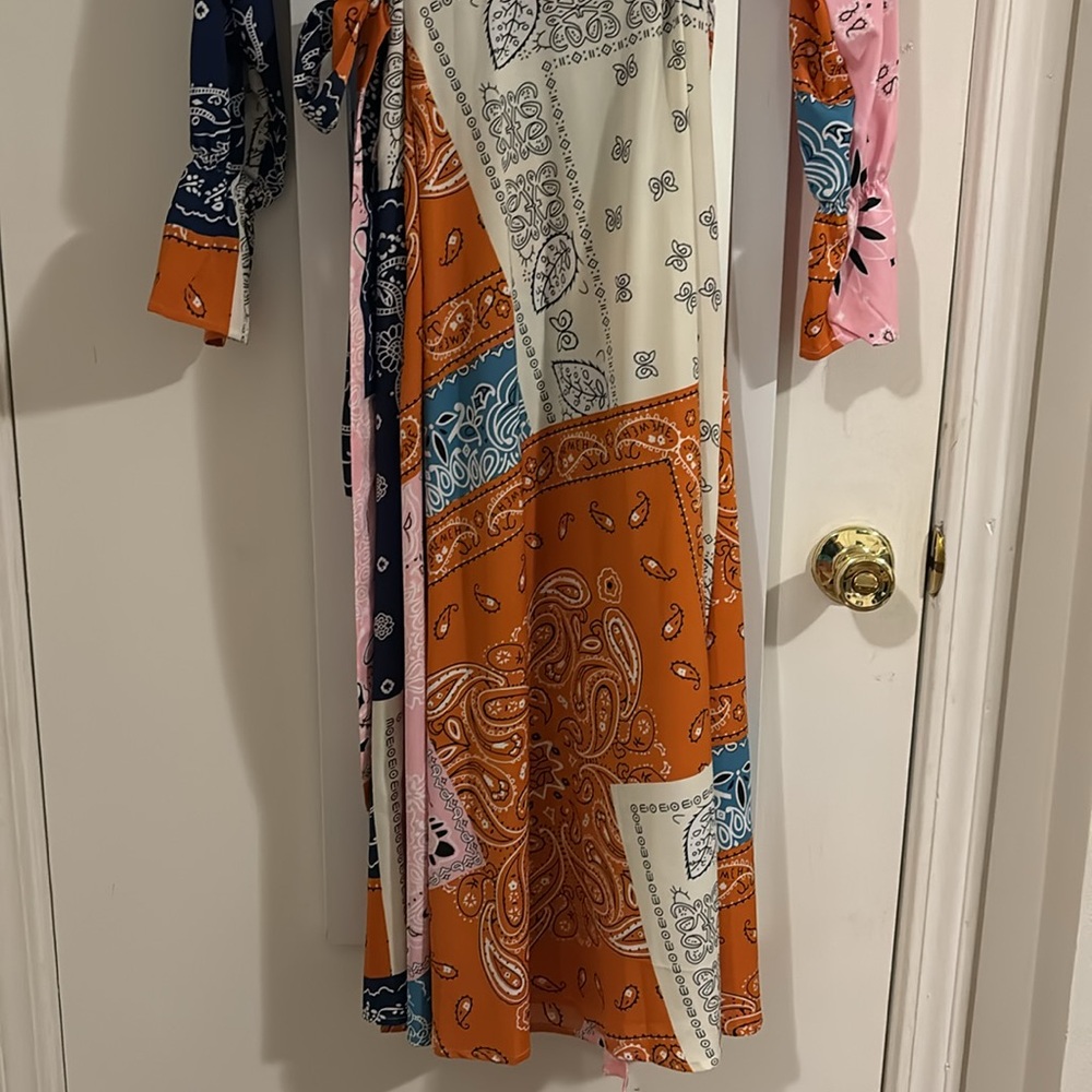Pink and Blue Wrap Maxi Dress with V-Neck Long Sleeves - Picture 9 of 11